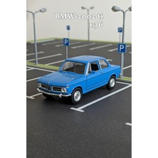 Craftivio Mavi 1:36 Ölçek Die Cast Kapıları Açılır Lisanslı Bmw 2002 Ti Oyuncak Metal Model Araba