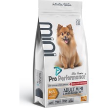 Pro Performance Kuzu Etli ve Yaban Mersinli Mini Irk Yetişkin Köpek Maması 2 kg