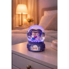 Biton Toptan Mor Love Sevgililer Temalı LED Işıklı Kar Küresi 9 cm – Romantik & Anlamlı Sevgili Hediyesi