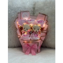 Salish Sevgililer Günü Özel Işıklı Ayıcıklı Pembe Gül Buketi | Romantik Premium Hediye