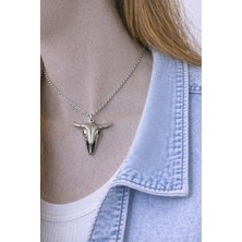 Herşey Nota Bohem Boğa Kafatası Figürlü Gümüş Renk Unisex Uzun Zincir Kolye