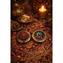 Seymen Bıçakçılık 2’li El Işlemeli Pirinç Kaplama Çift Taraflı Kompakt Cep Aynası – Vintage Tasarım, Hediyelik