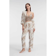 MOTTO10 Butik Anıl 5830 Ip Askılı V Yaka Kadın Çiçek Desenli Yazlık Dokuma Dantel Detaylı Pijama Takımı Sabahlık