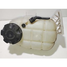 OEM 1713760946802 F20 Yedek Su Deposu F22 F32 F36 F30 Yedek Su Deposu