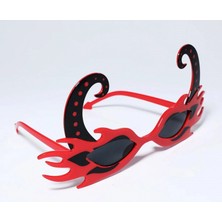 MiraLive Siyah Boynuzlu Kırmızı Renk Alevli Parti Gözlüğü 21X10 cm