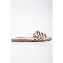 Miss Zülüf Kadın Kömfört Terlik Ev De Plajda Sokakta Her An Her Yer Ugun