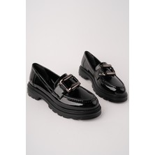 Marshetta Nottevia Model Kare Metal Toka Detaylı Siyah Kırışık Rugan Kadın Loafer Günlük Ayakkabı