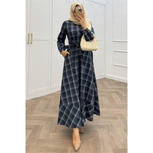 Neşeli Butik Kadın Ekose Desenli Düğme Detaylı Tesettür Elbise NMS076