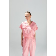 Kameya Düğme Detay V Yakalı Bluz 25S10742