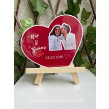 Tiny Stories TR Sevgililer Günü Özel Kalpli Fotoğrafı Kart (Çift Taraflı Laminasyonlu)+Tahta Stand