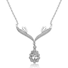 Gümüş Beyaz Taşlı Madalyon  Bayan Kolye