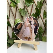 Tiny Stories TR Sevgililer Günü Özel Kalpli Fotoğrafı Kart2 (Çift Taraflı Laminasyonlu)+Tahta Stand