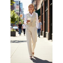 Benerly Kadın Büyük Beden V Yaka Kolsuz Düğmeli Dokuma Düz Desen Crop Yelek Vücuda Oturan Kesim Basic