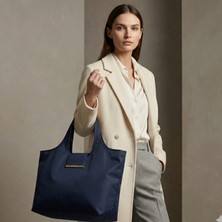 Lacivert Katlanabilir Bez Çanta(Altın Toka) – Çantaya Takılabilir, Hafif ve Pratik Tasarım