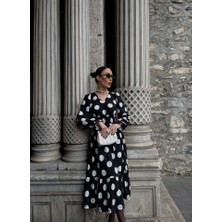 Etiler Collection Kadın Uzun Kollu V Yakalı Beli Lastikli Puantiyeli Uzun Krep Elbise