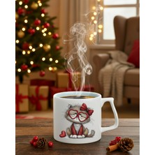 Finka Dekor Kırmızı Fiyonklu ve Kalp Gözlüklü Kedicik Tasarım Kupa Bardak