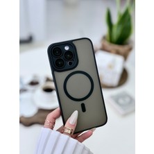 Go Aksesuar Iphone 16 Promax Uyumlu Magsafe Özellikli Mat Şeffaf Pürüzsüz Doku Korumalı Silikon Kılıf