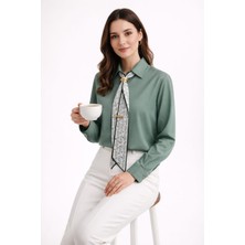 Avakado Aksesuar Detaylı Gömlek