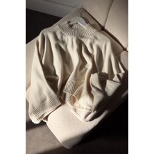 Zerogaprise Kadın Dik Yaka Yara Kol Crop Triko Kazak