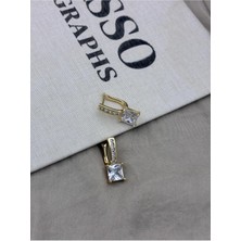 Hedef Bijuteri Zirkon Taşlı Gold Renk U Model Baget Taş Detaylı Küpe CM15