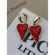 Hedef Bijuteri Kırmızı Çilek Kalp Model Üzeri Boncuklu Gold Detaylı Sallantılı Küpe