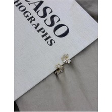 Hedef Bijuteri Gold Renk Baget Taşlı Işın Model Çivili Küpe CM126