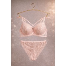 Iç Çamaşır Takımı