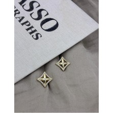 Hedef Bijuteri Gold Renk Zirkon Taşlı Kare Model Dört Yapraklı Çiçek Küpe CM187