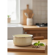 Savaşan Emaye Ahşap Saplı Sosluk, Sütlük - 18CM