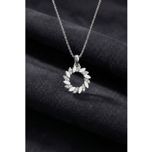 Roza Silver 925 Ayar Gümüş Rodyum Kaplama Zirkon Taşlı Defne Yaprağı Çelenk Kolye