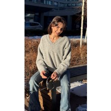 Leilaa V Yaka Basic Kazak