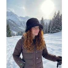 Emybox Kadın Beyaz Peluş Bucket Şapka - Yumuşak Tüylü Kışlık Balıkçı Şapkası - Sıcak Tutan Trend Aksesuar