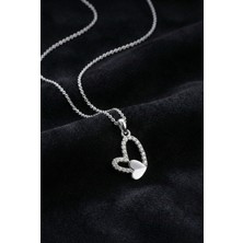 Erdobia 925 Ayar Gümüş Rodyum Kaplama Zirkon Taşlı Minimal Asimetrik Kalp Kolye