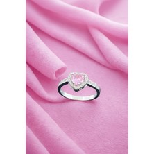 Ay Mücevher 925 Ayar Gümüş Pembe Kalpli Ciddi Ilişki Yüzüğü – 2.15 gr | Işıklı Kutulu & Garanti Belgeli