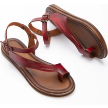 MFT Ayakkabı Kadın Kırmızı Hakiki Deri Görünümlü Parmak Arası Sandalet