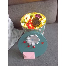 Kadife Gül Tavşan ve Papatyalı Işıklı Kutuda Çiçek Sevgililer Günü Hediyesi