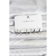 Gümüş Renk Pirinç Minimal Kalp Detaylı Kadın Küpe Seti