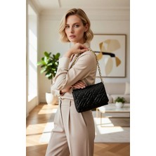 Benerly Kadın Kapitone Desenli Zincir Askılı El ve Omuz Çantası Ayarlanabilir Askı Detaylı Kapaklı Model