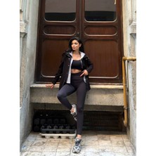 Twomeey Kadın Kapüşonlu Penye Yelekli Cepli Arma Detaylı Gabardin Ceket