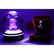 Trend Robo Sevgiliye Aşk Dolu Hediye Işıklı Dönen Cam Küre ve 925 Ayar Gümüş Sarılan Sevgili Kolyesi