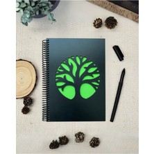 Ağaç Figürlü Ahşap Kapaklı Siyah Yapraklı Defter – Anı, Günlük, Şiir Için El Yapımı Tasarım