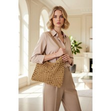 Benerly Kadın Hasır Görünümlü El Örgüsü Dokuma Orta Boy Omuz Çanta Geometrik Desenli Geniş Hacimli Yapı