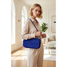 Benerly Kadın Mini Omuz Çantası Düz Desen Kapaklı Ayarlanabilir Askılı Günlük Kullanım Için Uygun Şehir