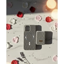 KumOziShop iPhone 15 Promax Uyumlu Magsafe ve Mıknatıs Özellikli Taşlı Cüzdanlı Premium Kılıf