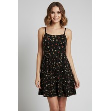 Modanı Seç Ip Askılı Çiçek Desenli Siyah Krep Mini Elbise