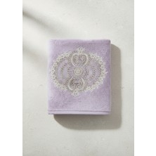 Class Bambu Dantelli El ve Yüz Havlusu 50 x 90 cm Şiraze Lila 1 Adet Tekli Kutulu 250 Gram