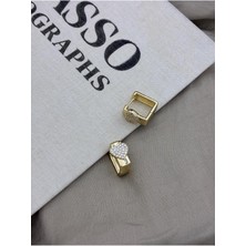 Hedef Bijuteri Gold Renk Kare Form Zirkon Taşlı Kalp Figürlü Küpe CM148