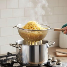 Hype Store Ahşap Saplı Paslanmaz Çelik Süzgeç, Büyük Boy Metal Süzgeç 24 * 10 cm - Estetik ve Dayanıklı: Ahşap