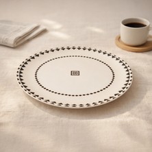 Evidea Kitchen Ethnic Servis Tabağı - Siyah / Beyaz - 25 cm