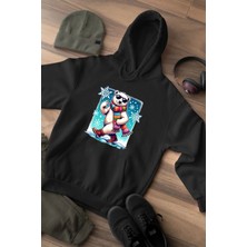 Widi Kışın Ruhunu Taşıyan Şık ve Eğlenceli Kutup Ayısı Baskılı Regular Fit %100 Pamuk Siyah Sweatshirt